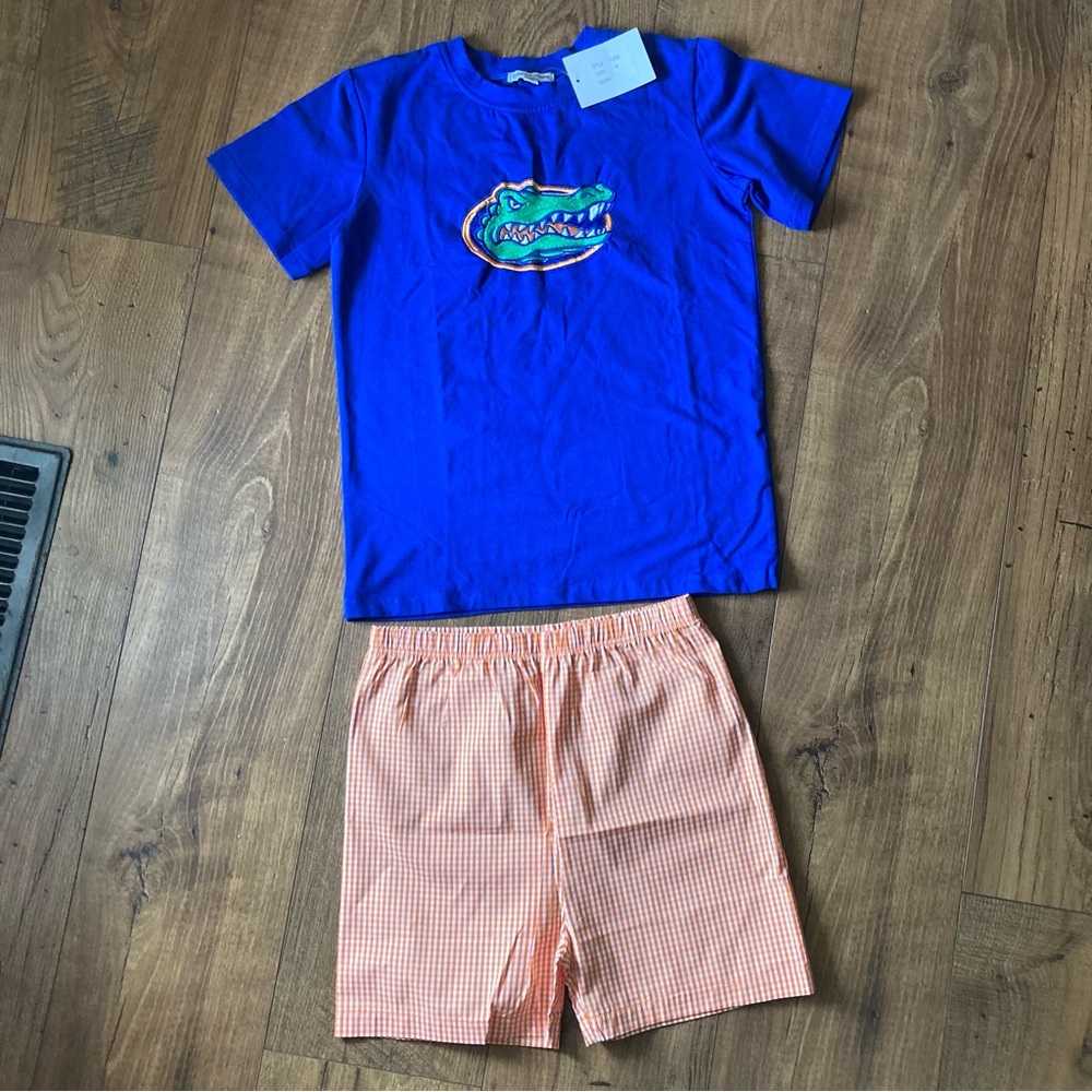 NWT Florida Gators Embroidered T-Shirt w/Matching Orange & White Short